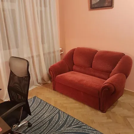 Ebu 28 Apartment *